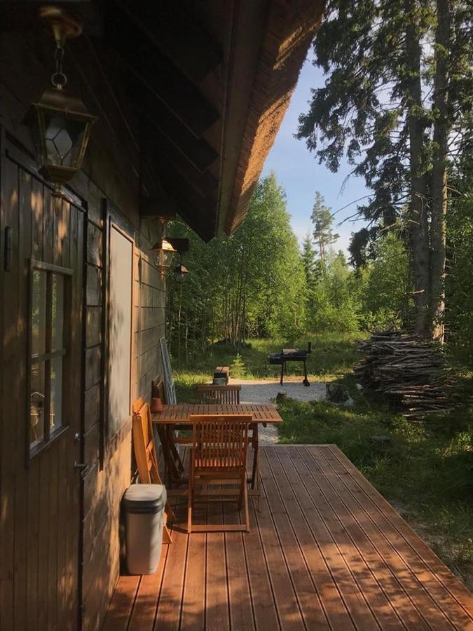 Tahkuna Forest House Korgessaare Екстер'єр фото