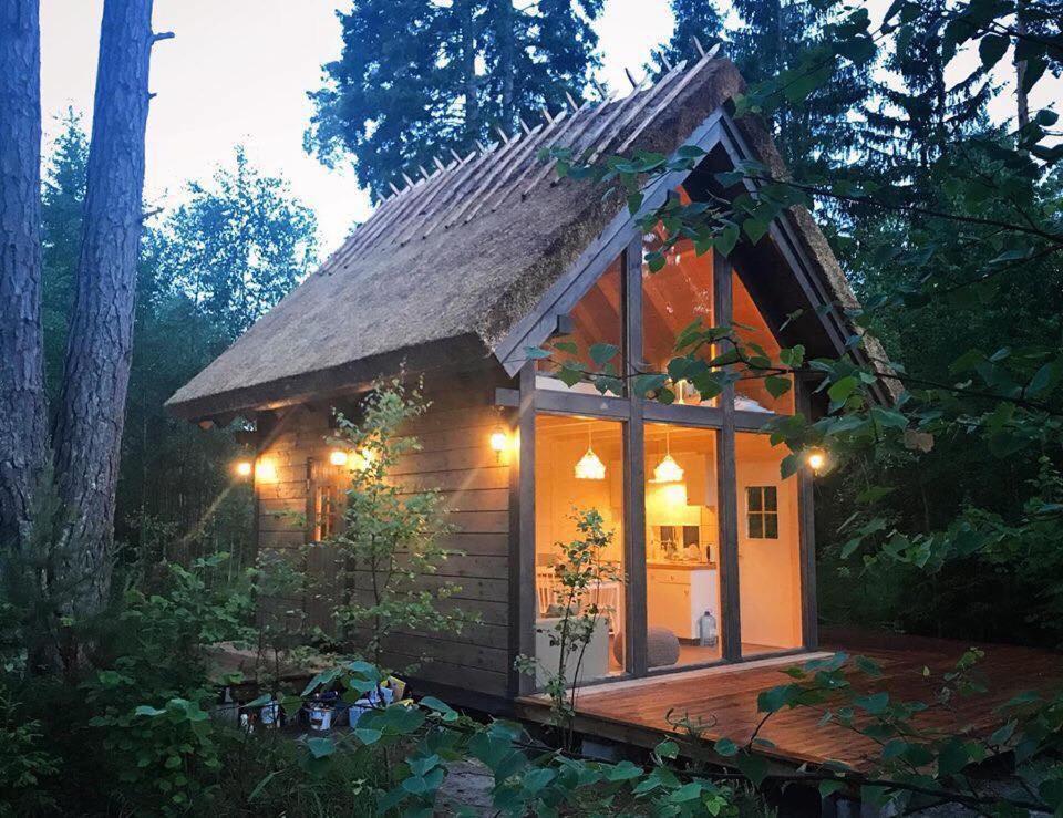 Tahkuna Forest House Korgessaare Екстер'єр фото